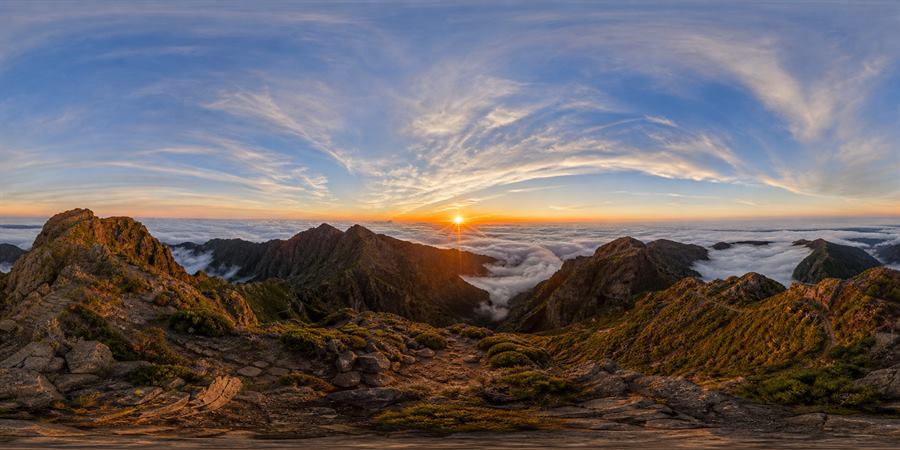 Madeira Pico do Arieiro Sunrise Panorama 360 panoramic photo