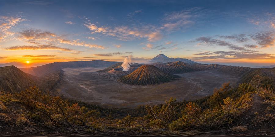 Mount Bromo Tengger Caldera Sunrise Panorama 360 panoramic photo